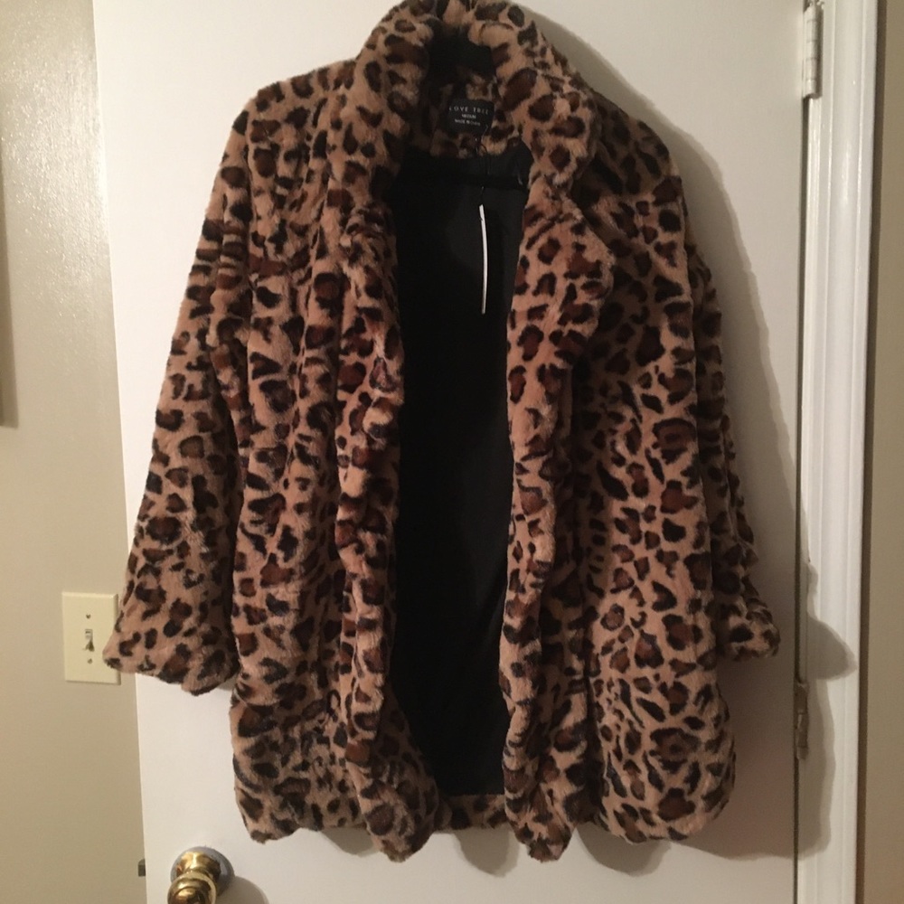 Leopard Love Coat - Picture 6 of 7